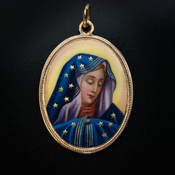 Madonna pendant