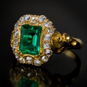 antique emerald and diamond ring