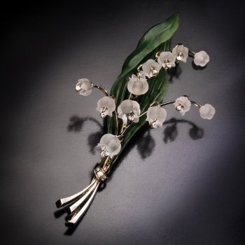 Lily of the Valley rock crystal, nephrite jade, diamond and gold vintage brooch pin