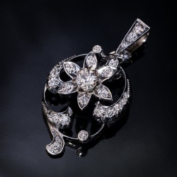 Antique Art Nouveau diamond pendant