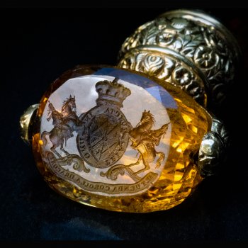 Antique gold mounted citrine desk seal