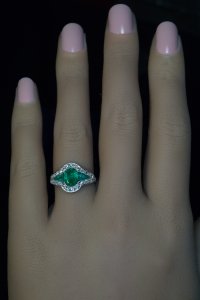 Art Deco vintage emerald and diamond ring