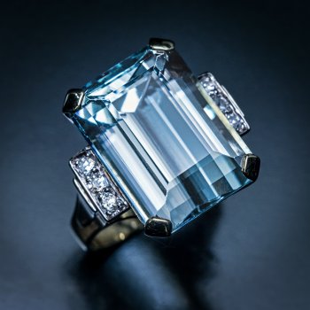 Art Deco vintage aquamarine ring