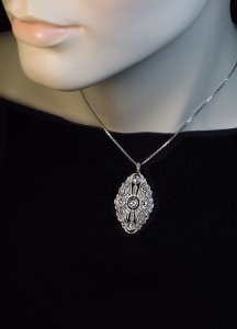Antique Edwardian diamond pendant necklace