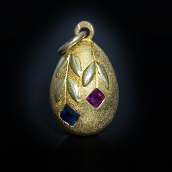 Antique gold egg pendant - Art Nouveau jewelry