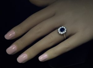 sapphire and diamond ring