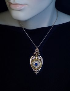 Antique Victorian gold locket necklace