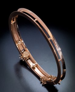 Antique gold bangle