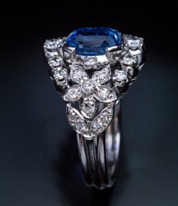 Vintage diamond ring