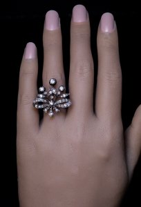 Belle Epoque jewelry - antique diamond bow ring