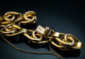 Victorian gold bracelet