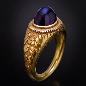 19th century antique cabochon cut sapphire and carved gold ring