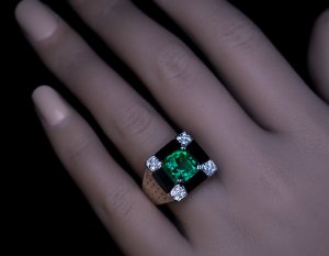 Art Deco vintage emerald ring