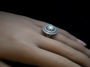 Art Deco diamond engagement ring in platinum