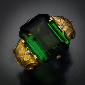 Vintage green tourmaline ring
