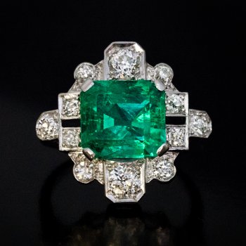 Art Deco vintage emerald and diamond ring