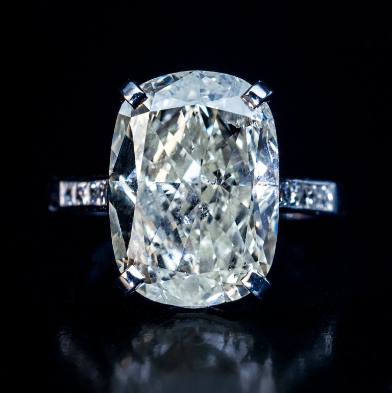 5.37 Carat Fancy Color Diamond Engagement Ring Ref: 172663 - Antique ...