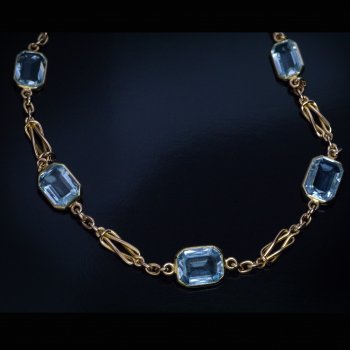Antique aquamarine gold necklace