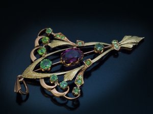 Art Nouveau jewelry