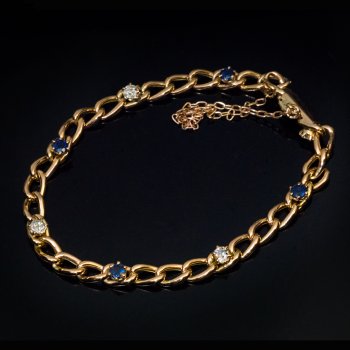 Antique gold chain bracelet