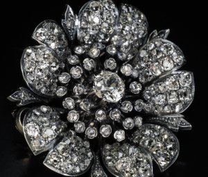 Antique old mine cut diamond brooch