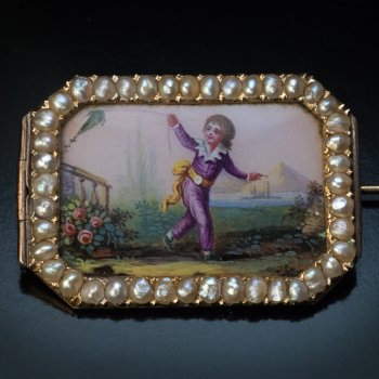 18th century enamel on gold brooch / pin circa 1790