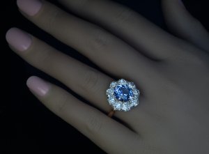 Natural unheated sapphire vintage engagement ring