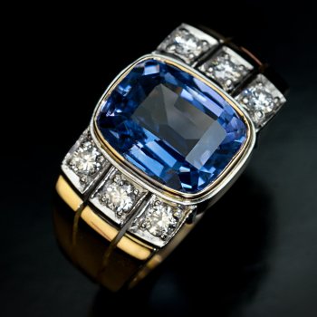 5.18 ct unheated Ceylon sapphire ring