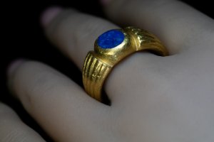 Roman gold ring