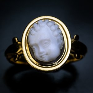 Carved ancient Roman cameo ring