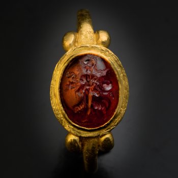 Ancient Roman gold ring