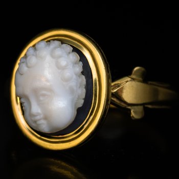 Ancient Roman cameo jewelry