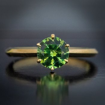 1 carat demantoid engagement ring