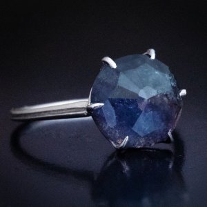 Very rare 3.52 Ct Russian Alexandrite ring