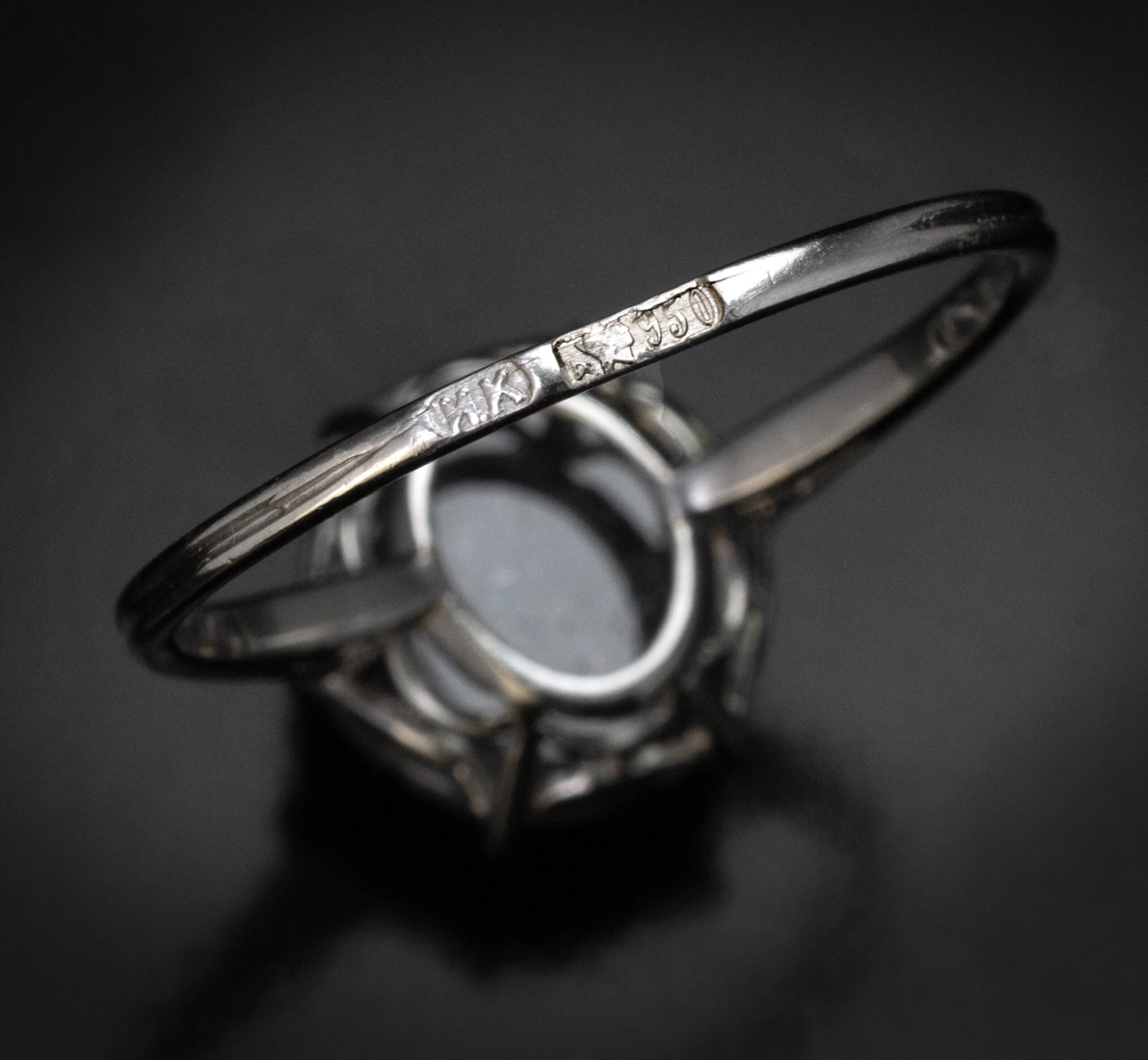 Very Rare 3.52 Ct Russian Alexandrite Vintage Platinum Ring Ref: 912446 ...