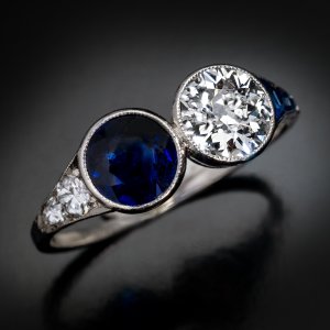 Toi et moi vintage ring