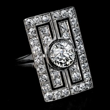 Art Deco diamond platinum engagement ring