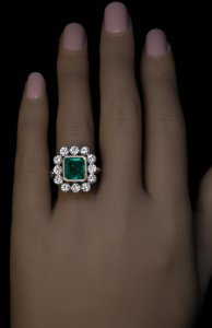Vintage emerald diamond ring