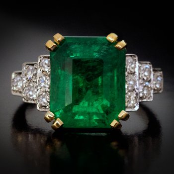 5 Ct Zambian emerald ring