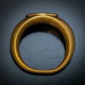 Ancient gold ring