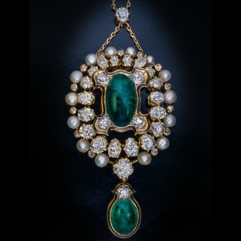 Old mine Colombian emerald diamond pearl antique necklace