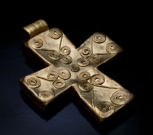 Byzantine gold cross pendant