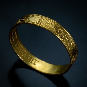 Medieval gold rings for sale