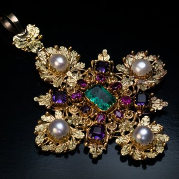 Early 19th century jewelry