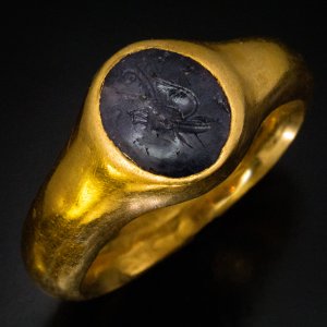 Roman sapphire intaglio and gold ring