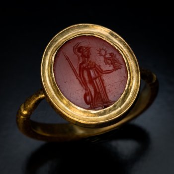 Ancient Roman intaglio and gold ring