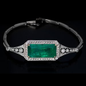Antique Art Deco emerald, diamond and platinum bracelet c. 1920