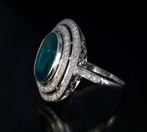 Antique platinum ring