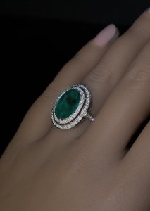 Antique emerald and diamond ring