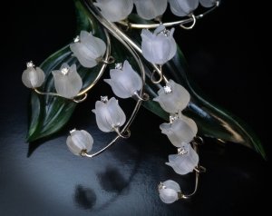 Vintage lily of the valley brooch